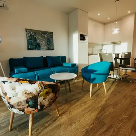 Amfora-modern With Pool Апартаменти *